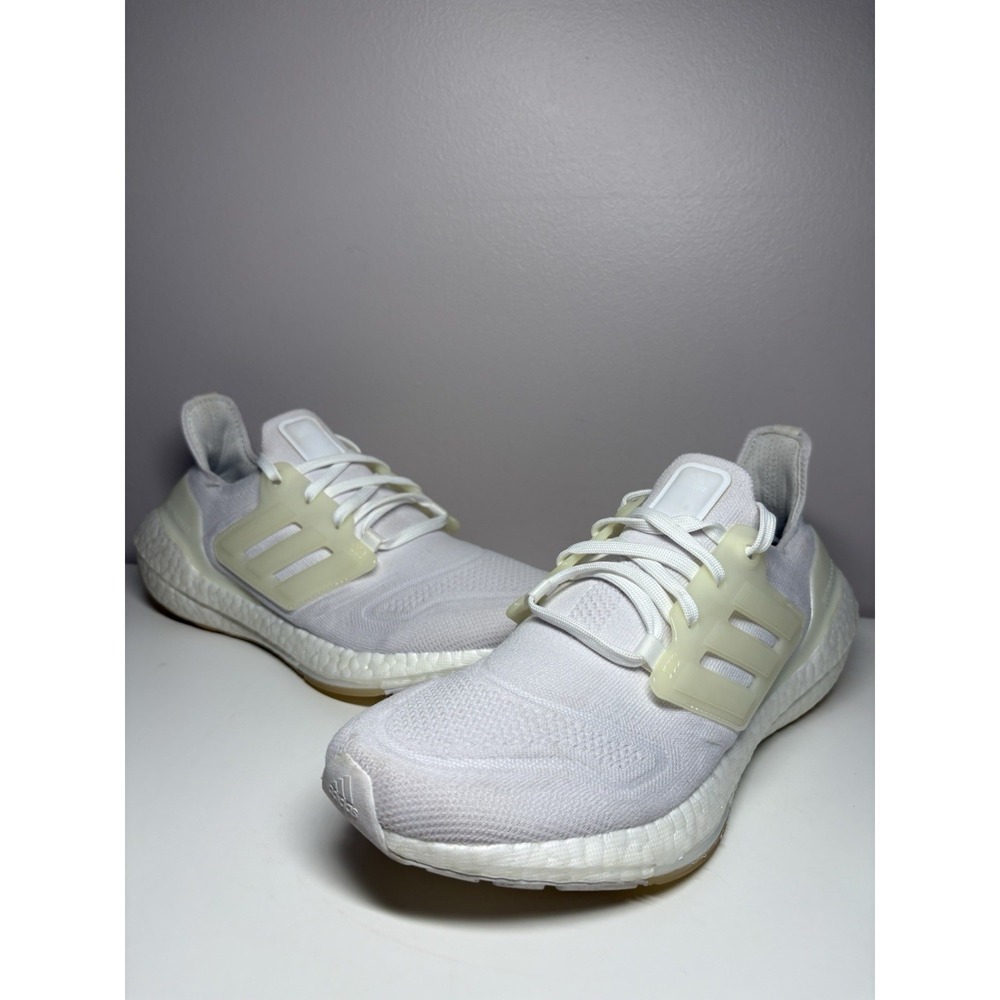 Adidas UltraBoost 22 Cloud White Women's‎ Running Shoes Sneakers Casual - Size 9